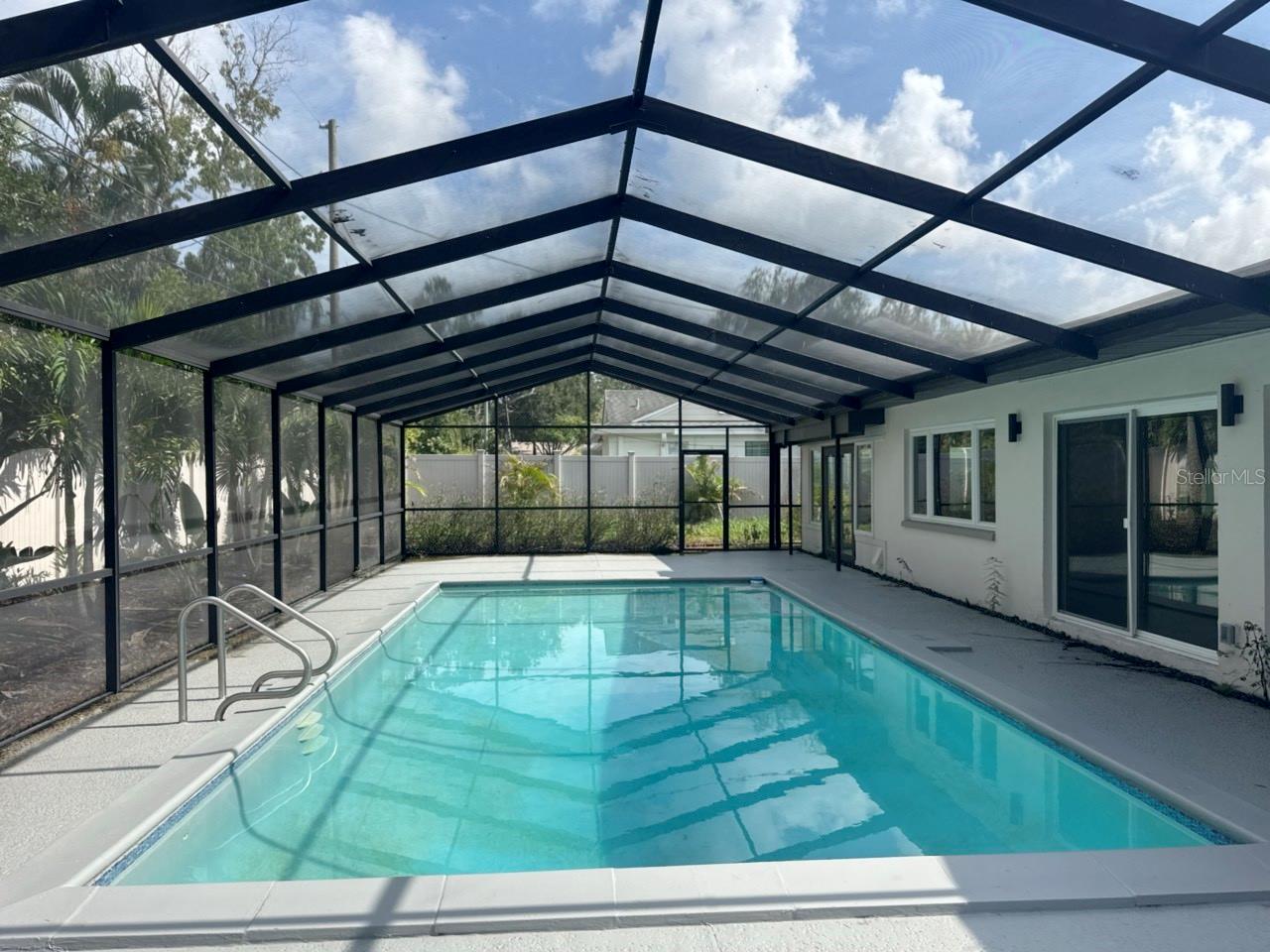 3197 Walnut St NE, St Petersburg, FL 33704