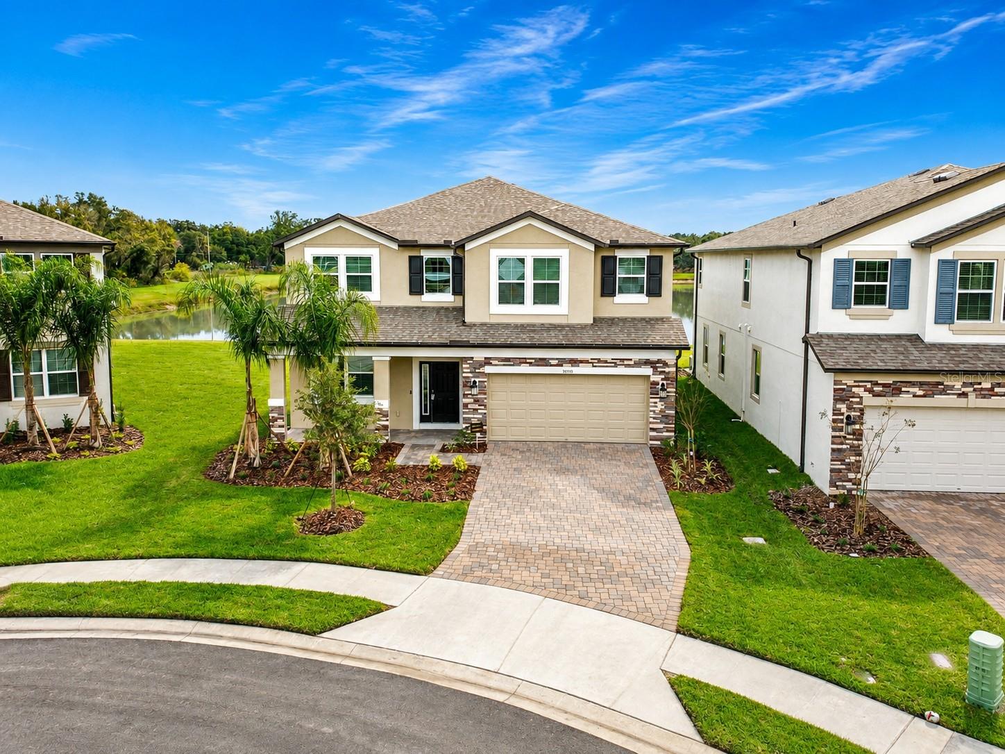 38190 Shale Stone Ct, Zephyrhills, FL 33540