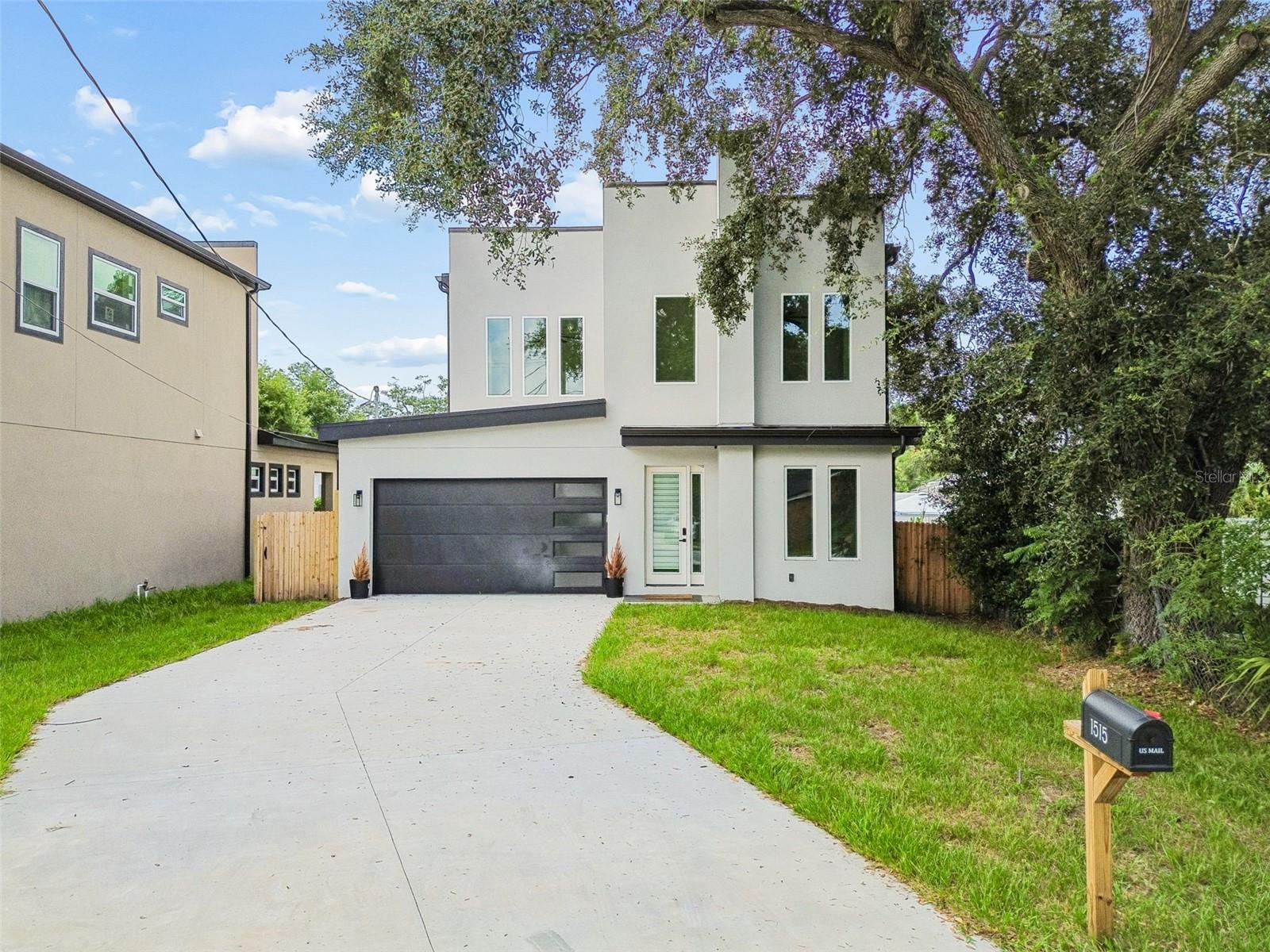1515 E 27th Ave, Tampa, FL 33605