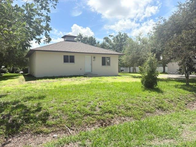 607 2nd St NW, Ruskin, FL 33570