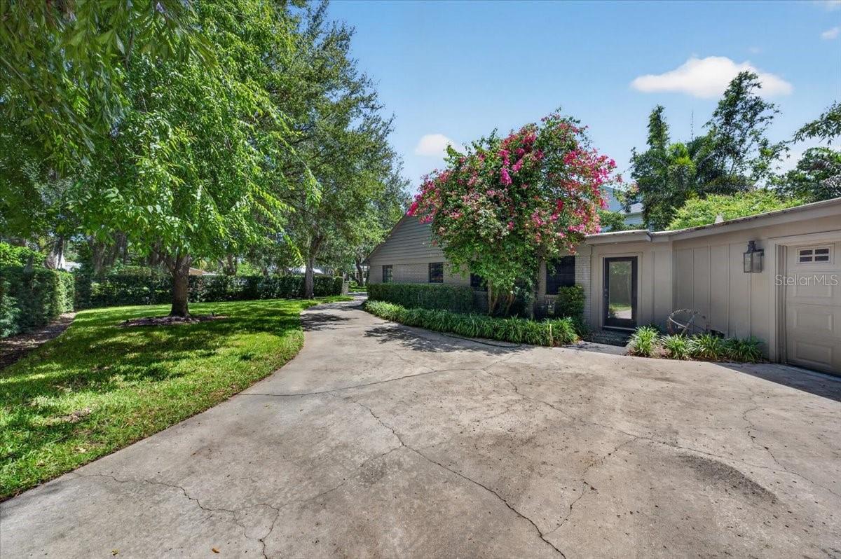 3020 W Villa Rosa Pk, Tampa, FL 33611