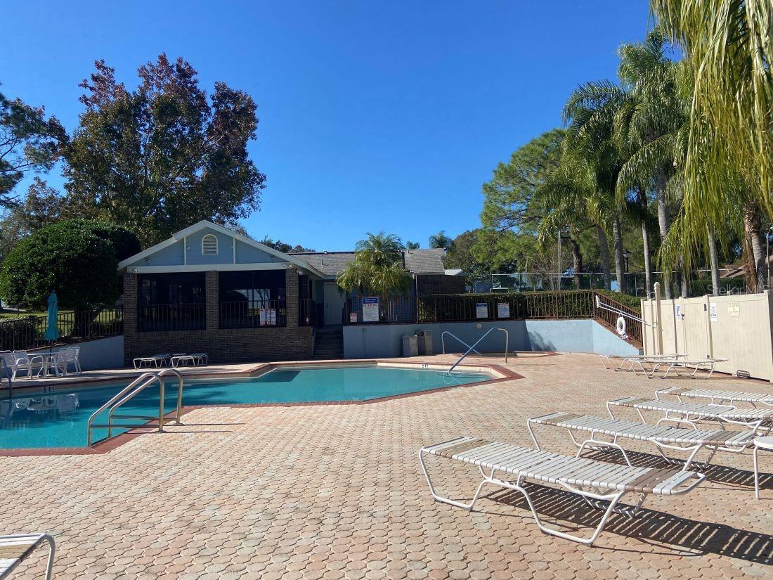3274 Montrose Cir, Palm Harbor, FL 34684