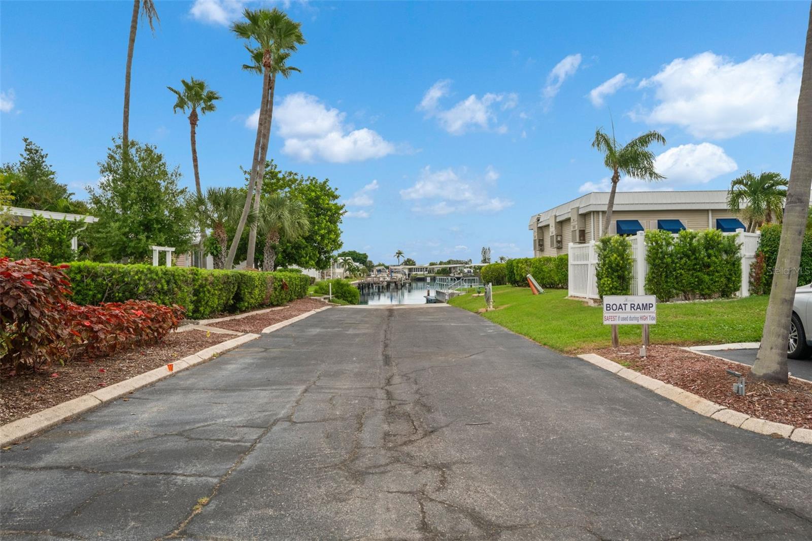 436 Mount Oak Ave NE #747, St Petersburg, FL 33702