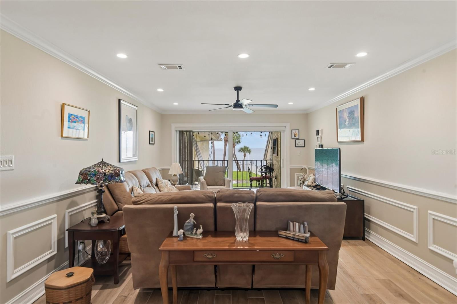 7300 Sunshine Skyway Ln #206, St Petersburg, FL 33711