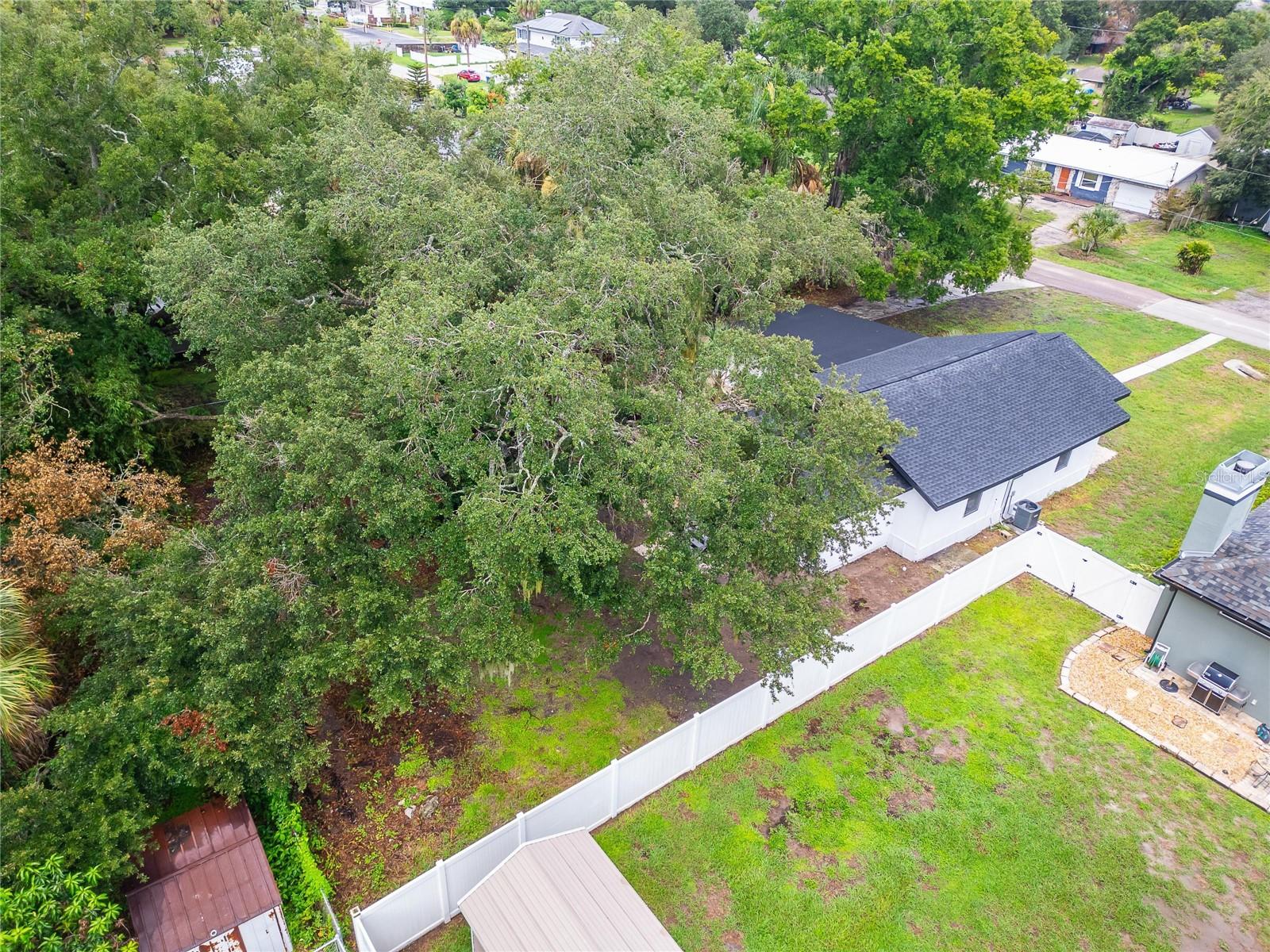 8809 Dyer Rd, Riverview, FL 33578