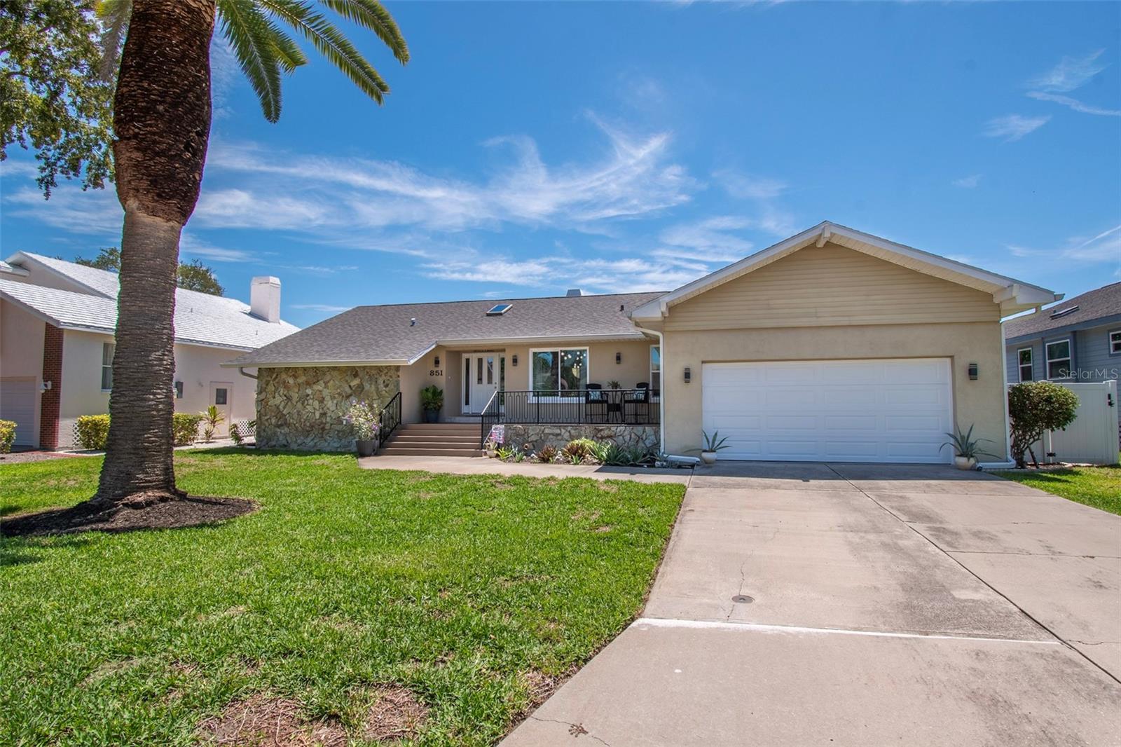 851 3rd Ave S, Tierra Verde, FL 33715