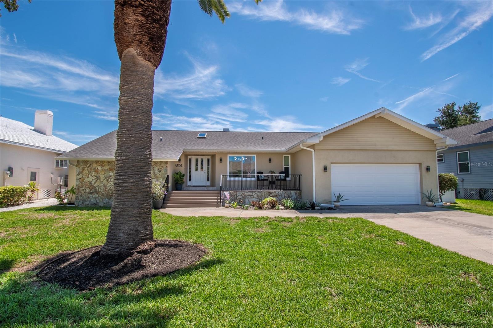 851 3rd Ave S, Tierra Verde, FL 33715