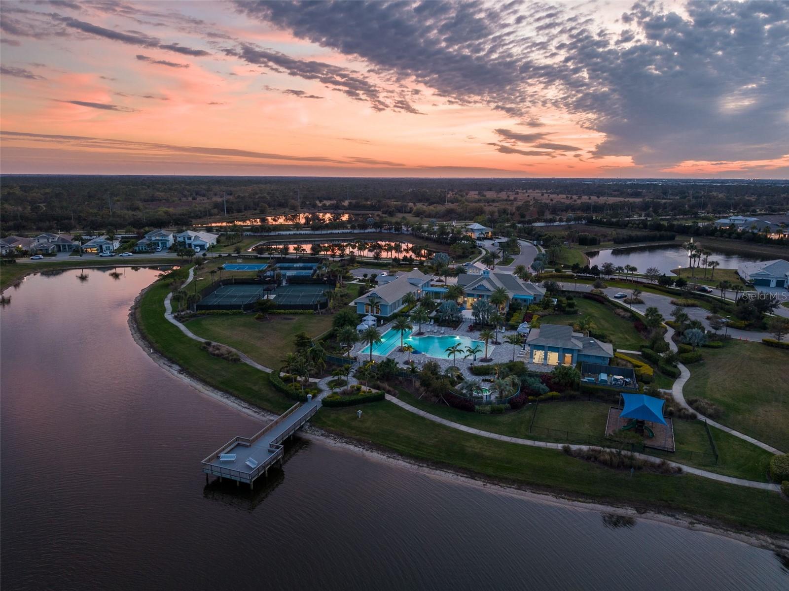 8207 Nevis Rn, Lakewood Ranch, FL 34202