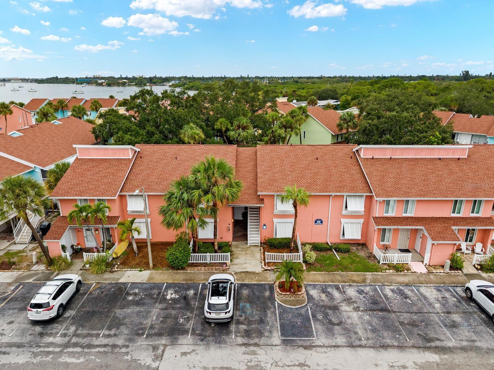 3675 41st Way S #I, St Petersburg, FL 33711