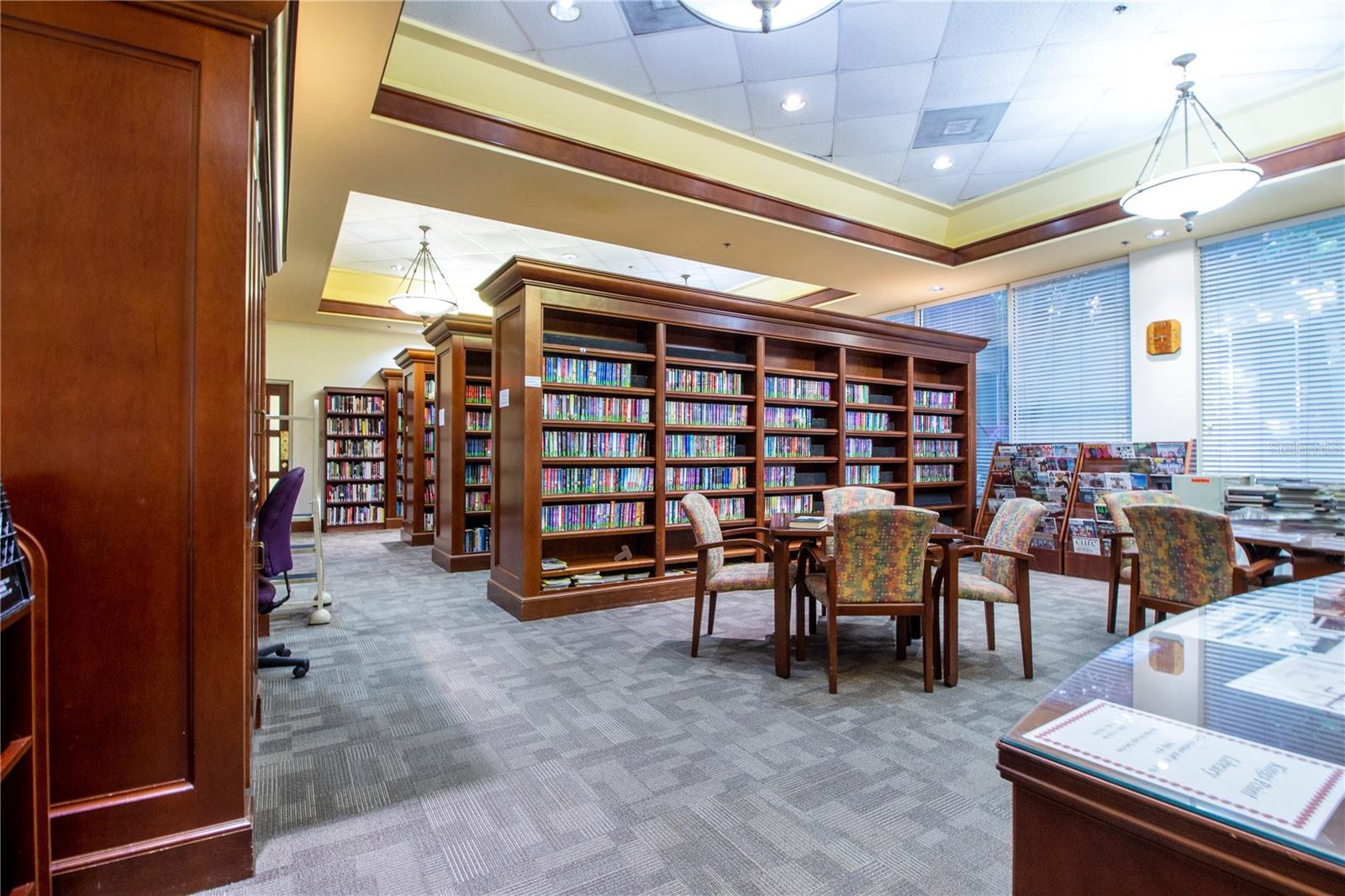 2228 Greenhaven Dr #384, Sun City Center, FL 33573