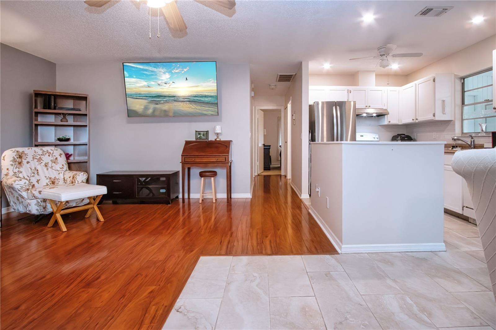 2228 Greenhaven Dr #384, Sun City Center, FL 33573