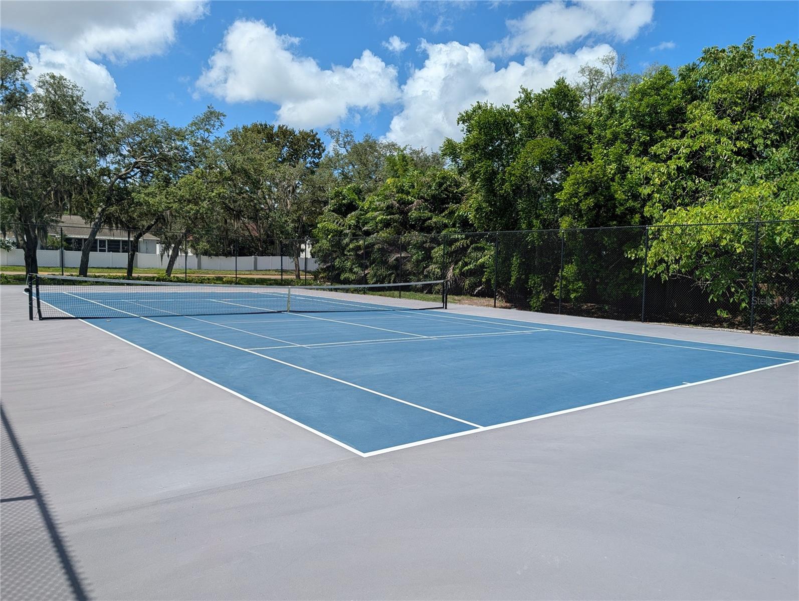 1427 Bay View St, Tarpon Springs, FL 34689