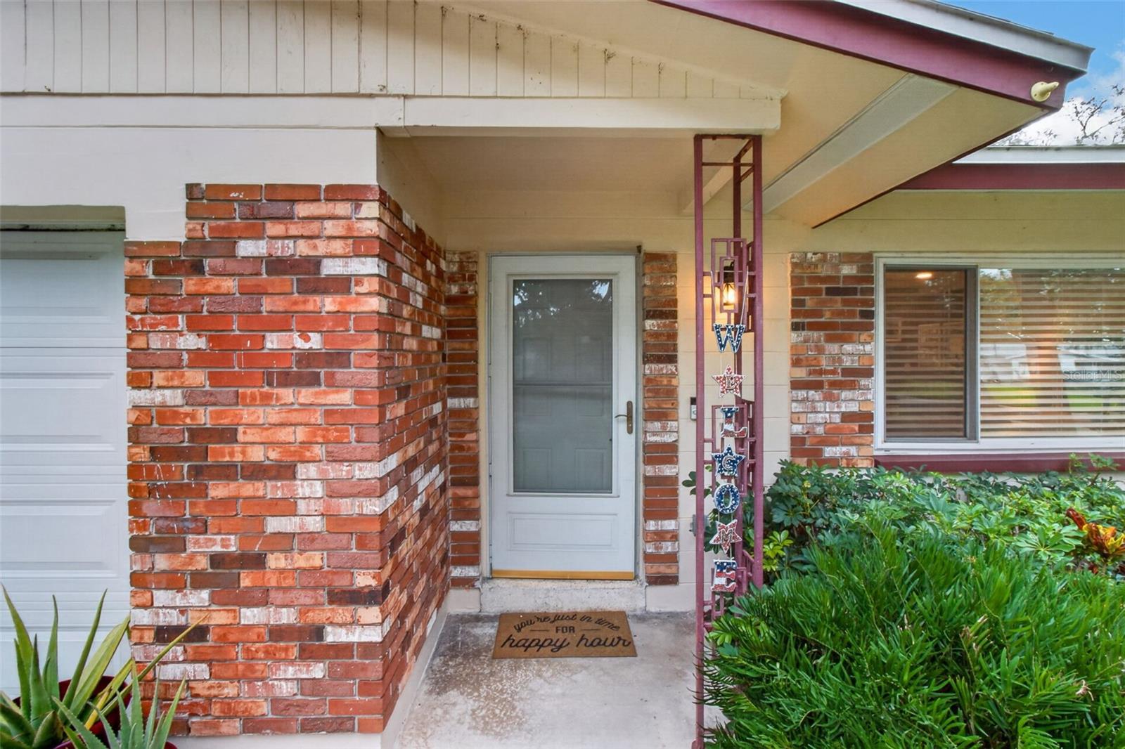 11373 67th Ave, Seminole, FL 33772