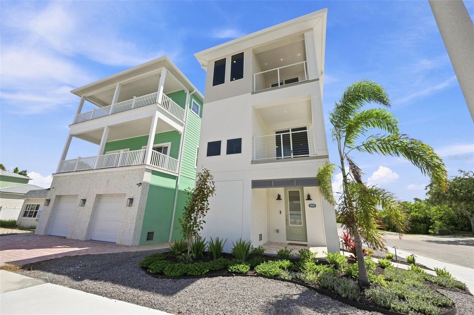 19101 Gulf Blvd, Indian Shores, FL 33785