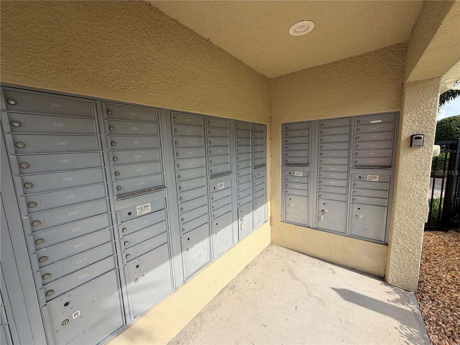 5166 Bay Isle Cir, Clearwater, FL 33760