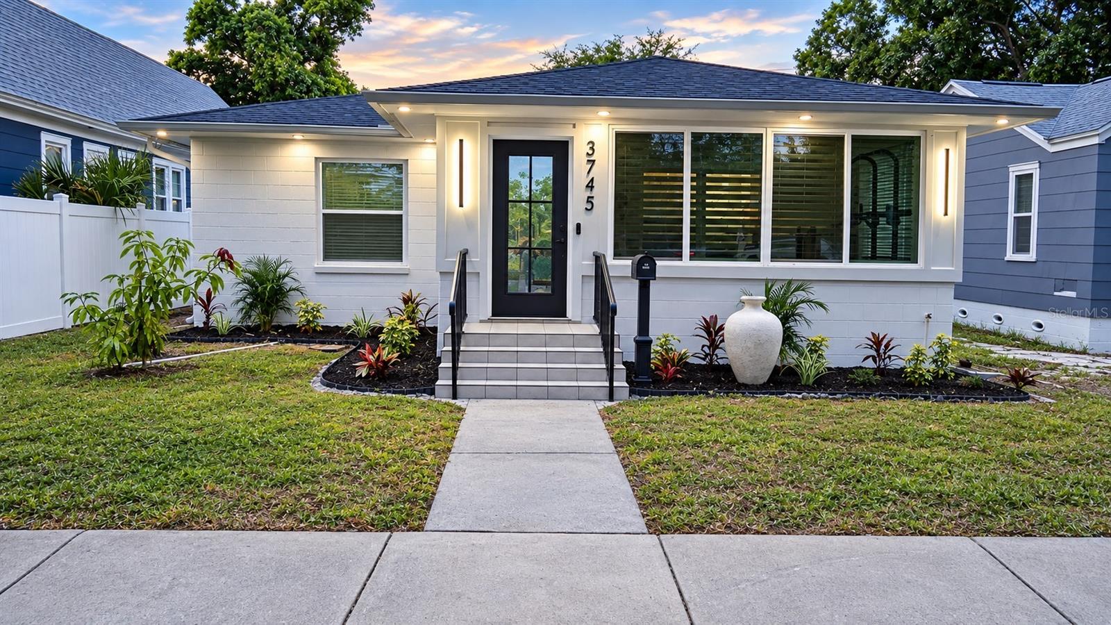 3745 1st Ave N, St Petersburg, FL 33713