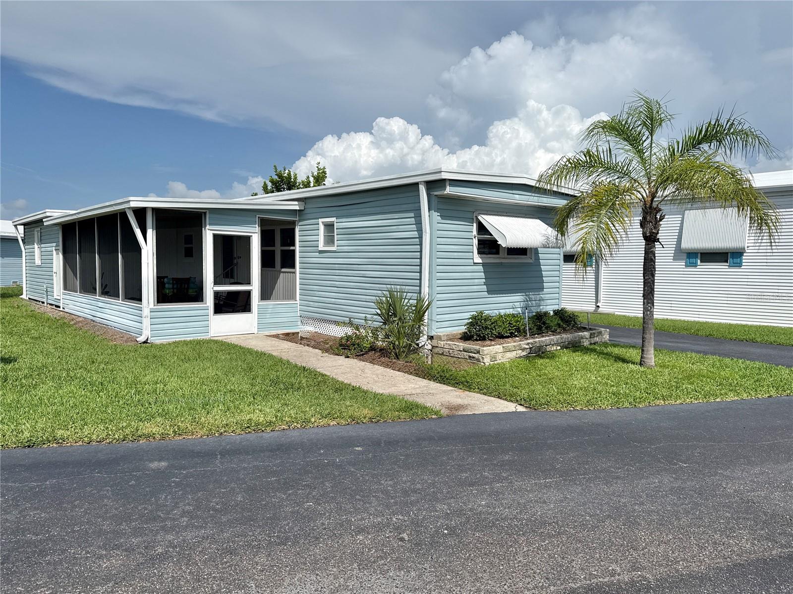 7214 Mount Fairfield Rd NE #527, St Petersburg, FL 33702