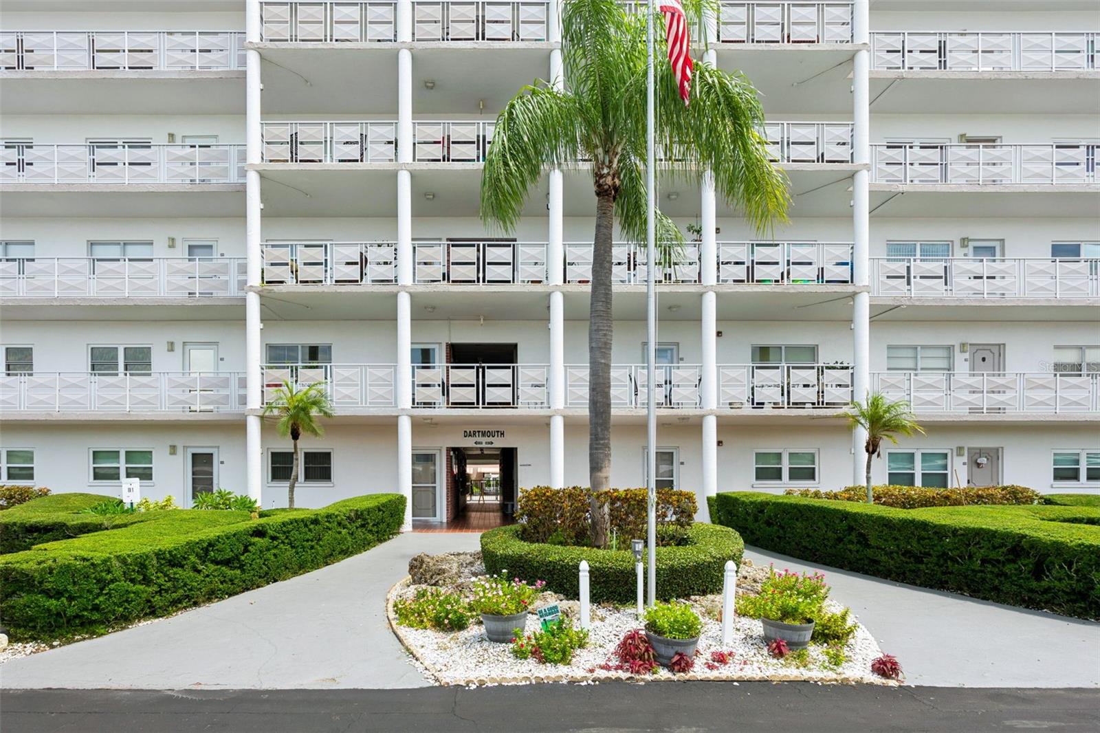 5501 80th St N #402, St Petersburg, FL 33709