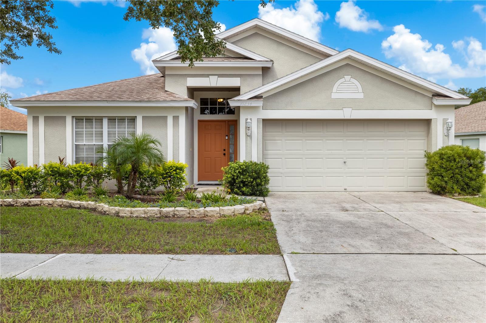 10234 Hunters Haven Blvd, Riverview, FL 33578
