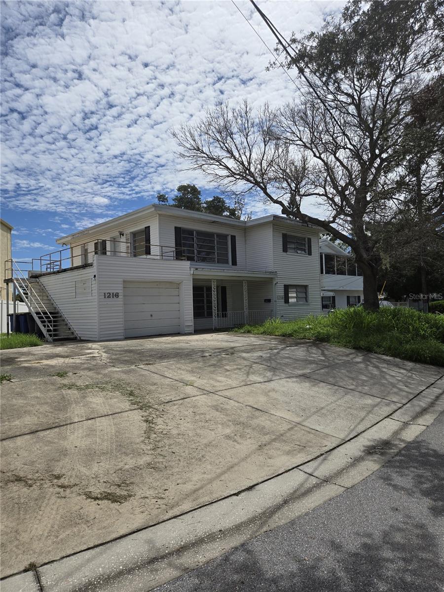 1216 Franklin Cir, Clearwater, FL 33756