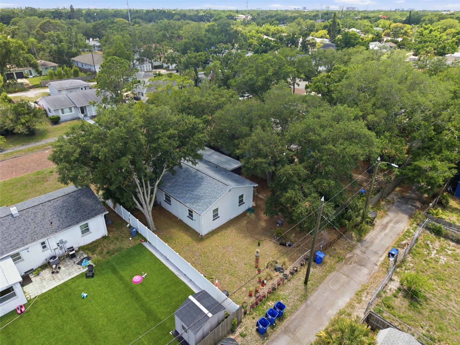 5425 2nd Ave N, St Petersburg, FL 33710