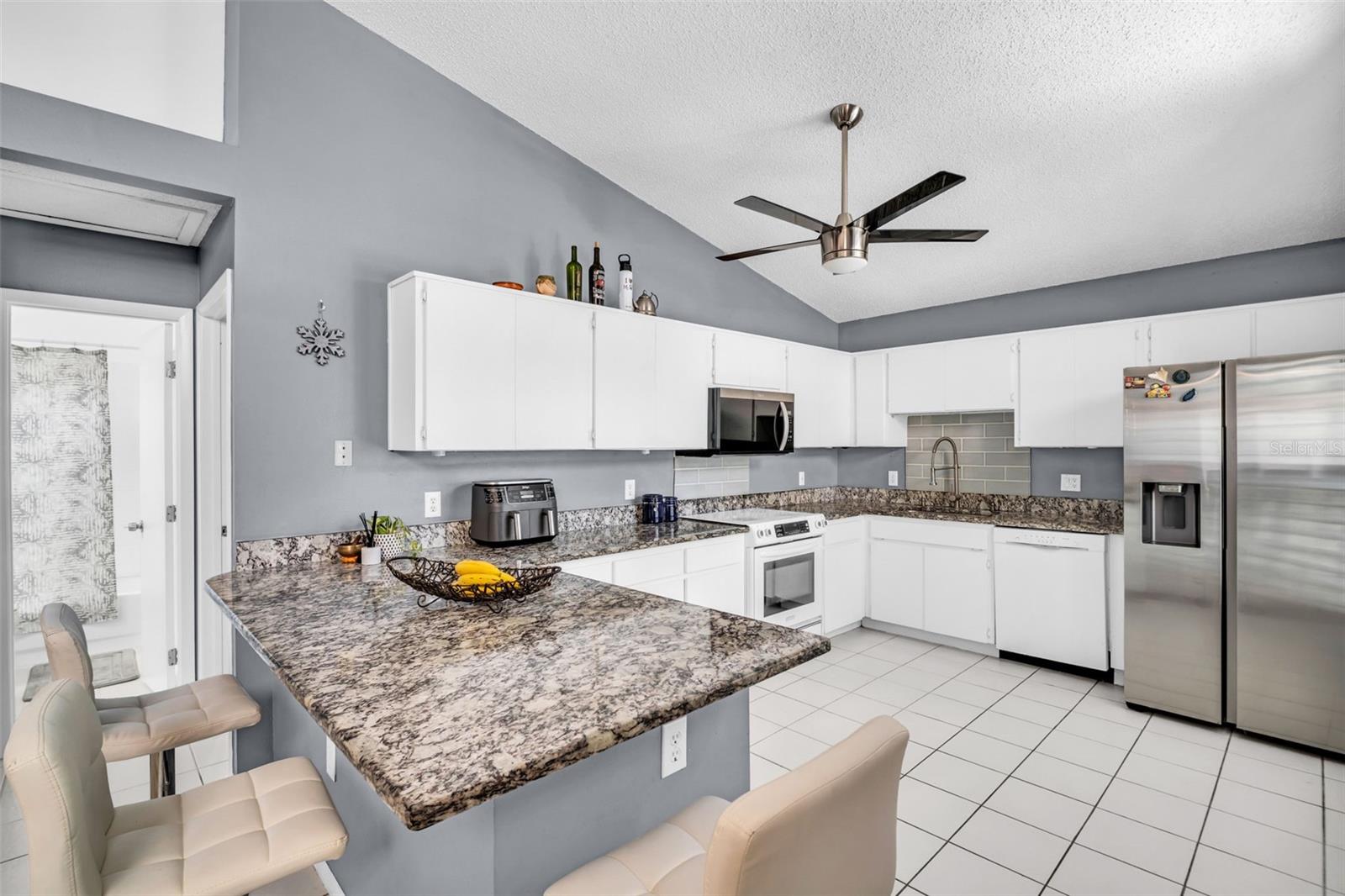 3067 Pointer Dr, Palm Harbor, FL 34683