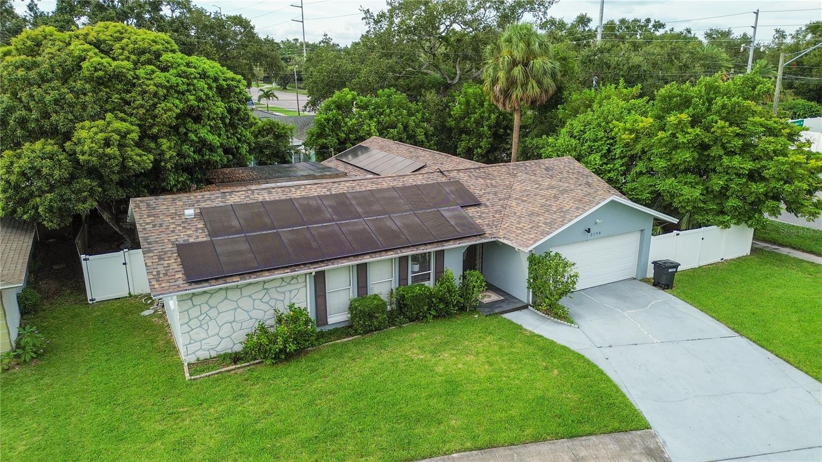2198 Oak Grove Dr, Clearwater, FL 33764