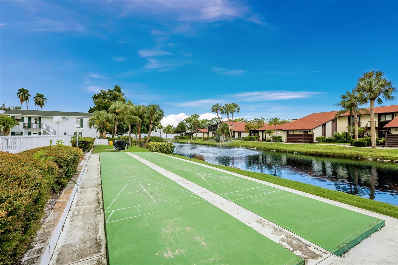 5400 34th St W #B16, Bradenton, FL 34210