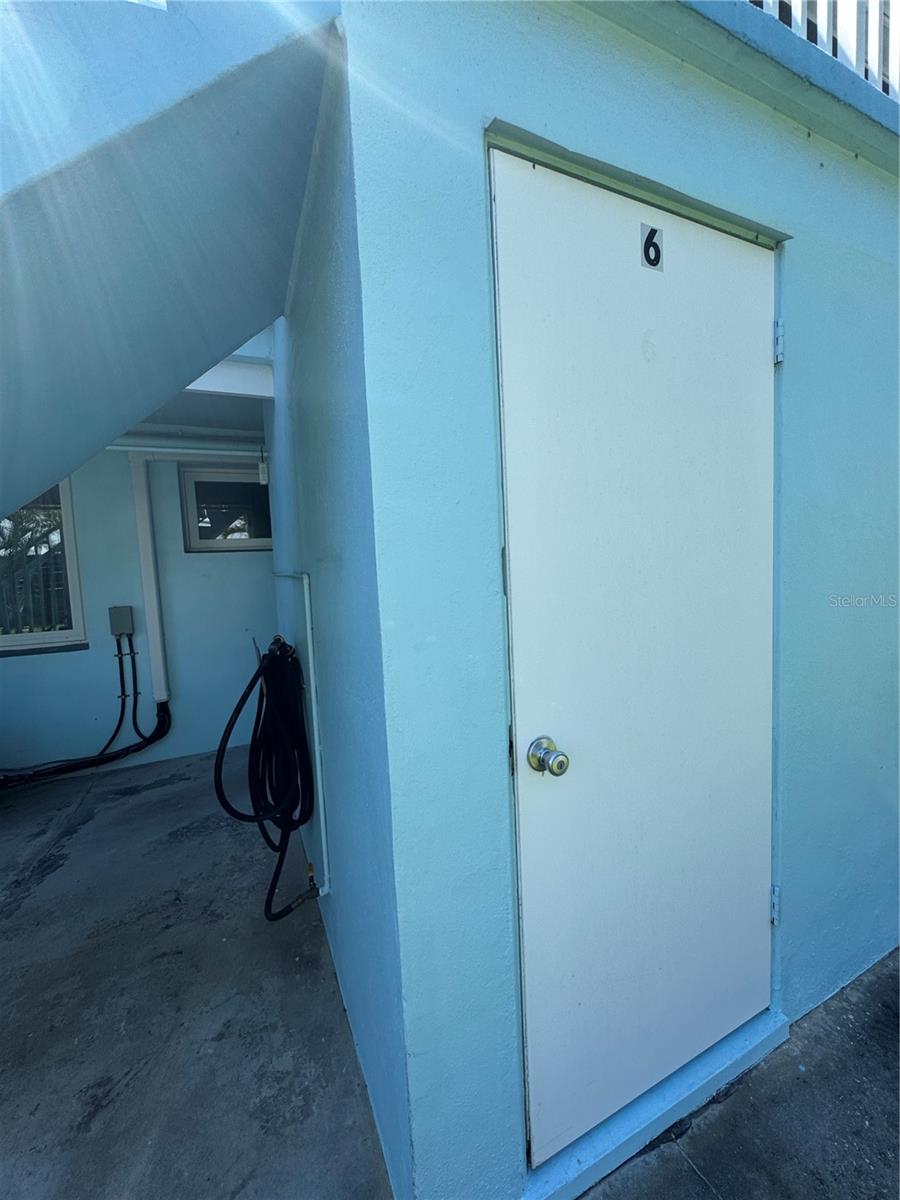 1834 Shore Dr S #6, South Pasadena, FL 33707