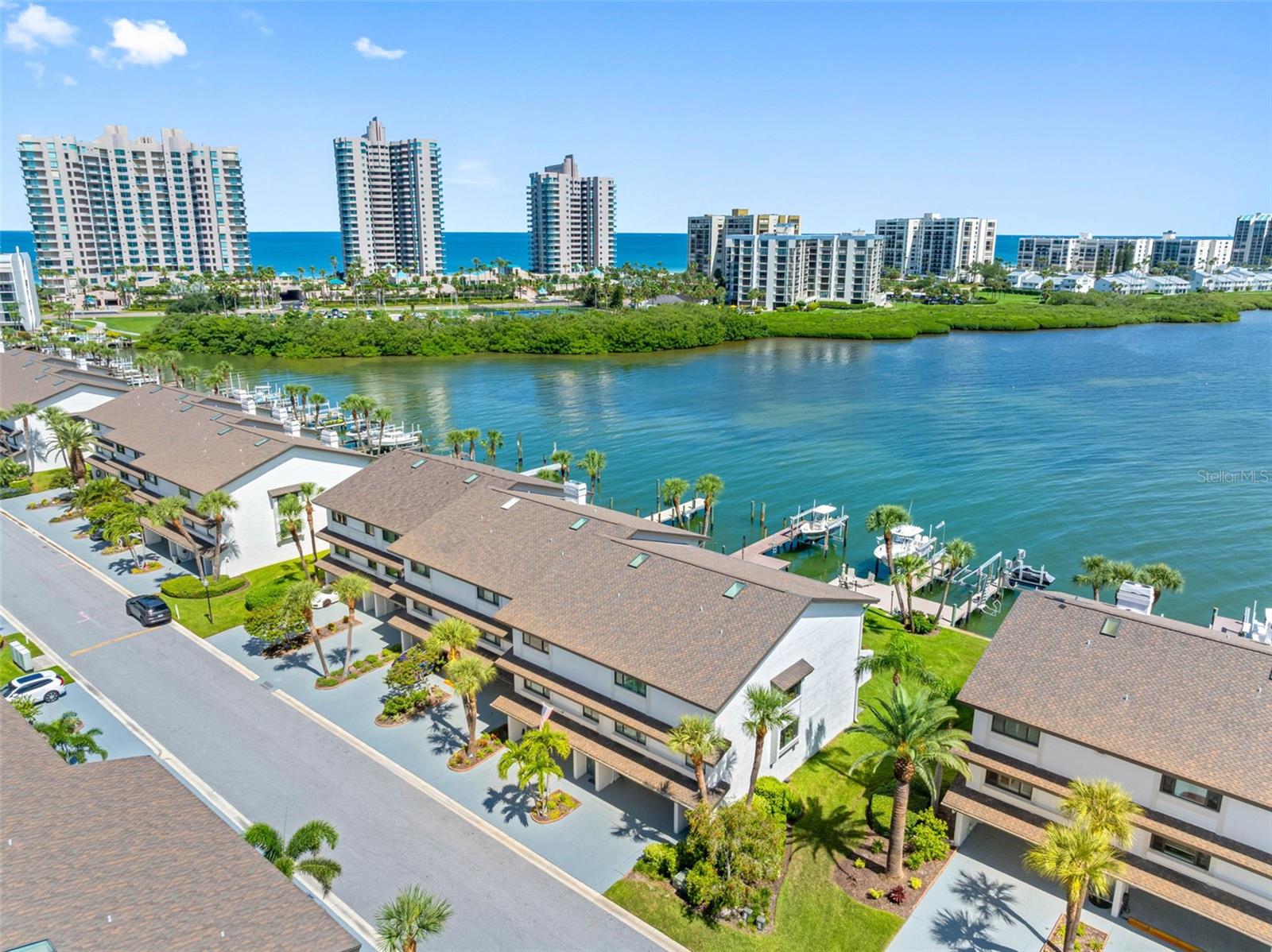 160 Marina Del Rey Ct, Clearwater, FL 33767