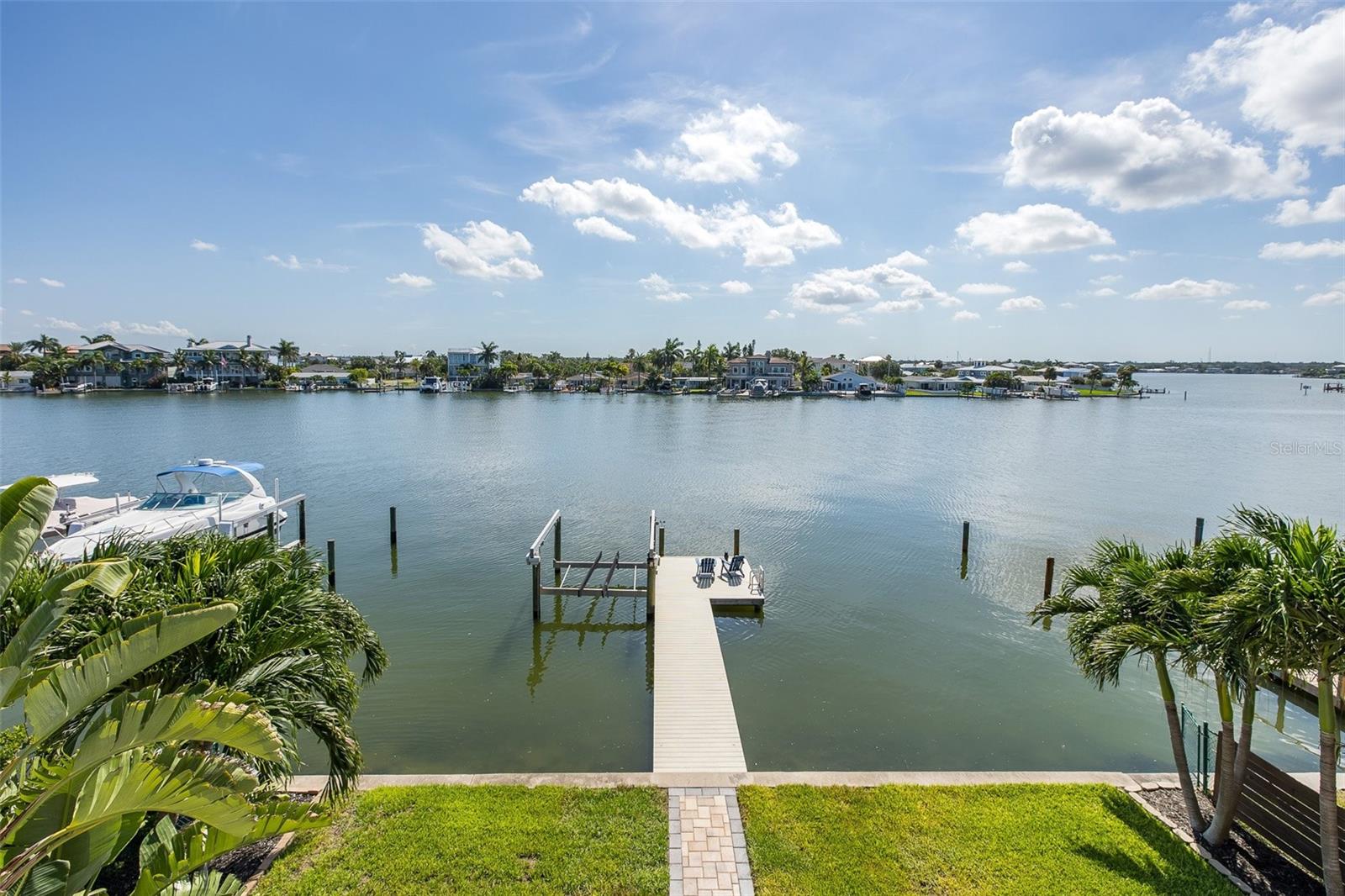 2501 Bay Blvd, Indian Rocks Beach, FL 33785