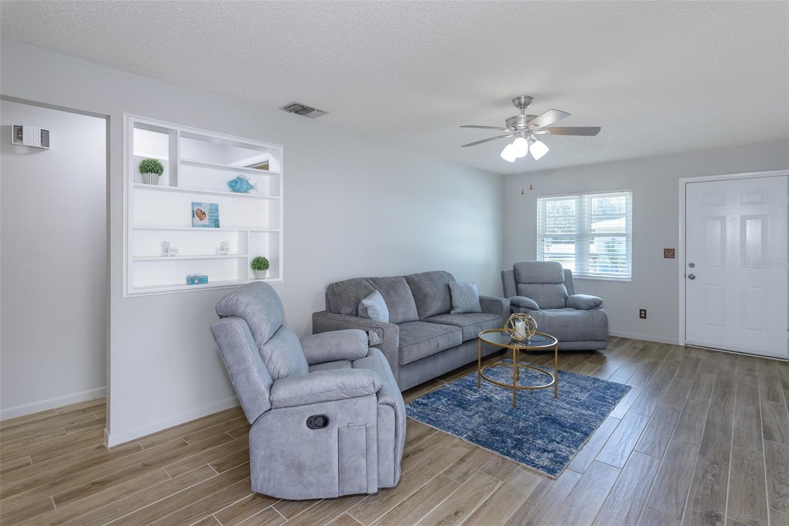 1139 Orange Tree Cir E #A, Palm Harbor, FL 34684