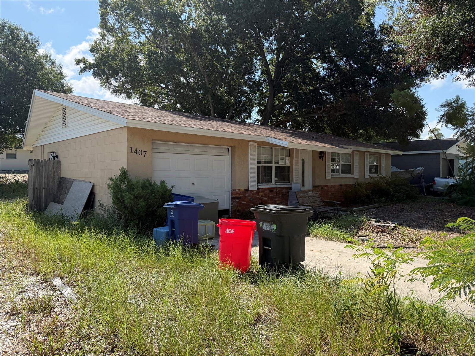 1407 Coppertree Dr, Tarpon Springs, FL 34689