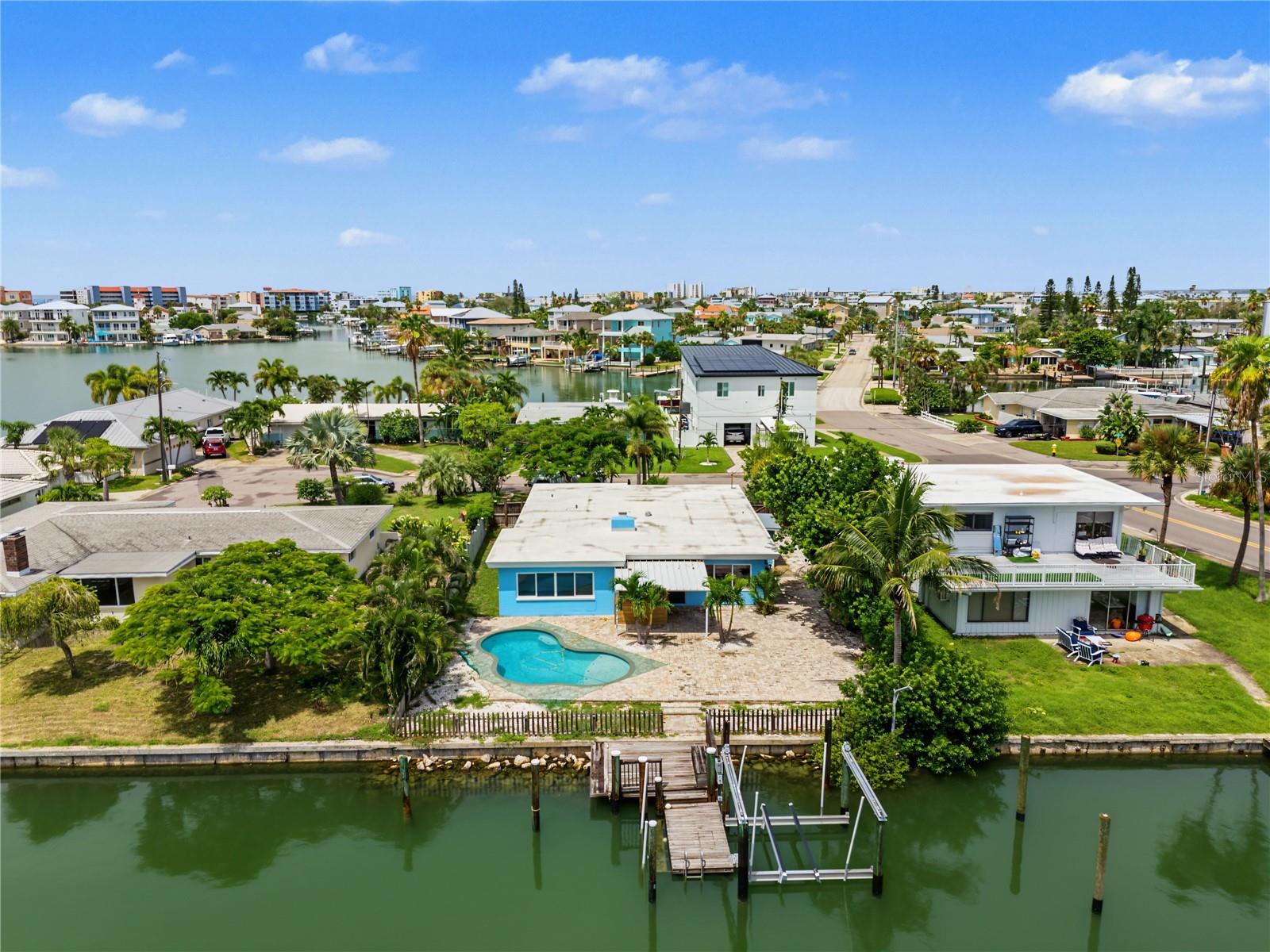 403 Normandy Rd, Madeira Beach, FL 33708