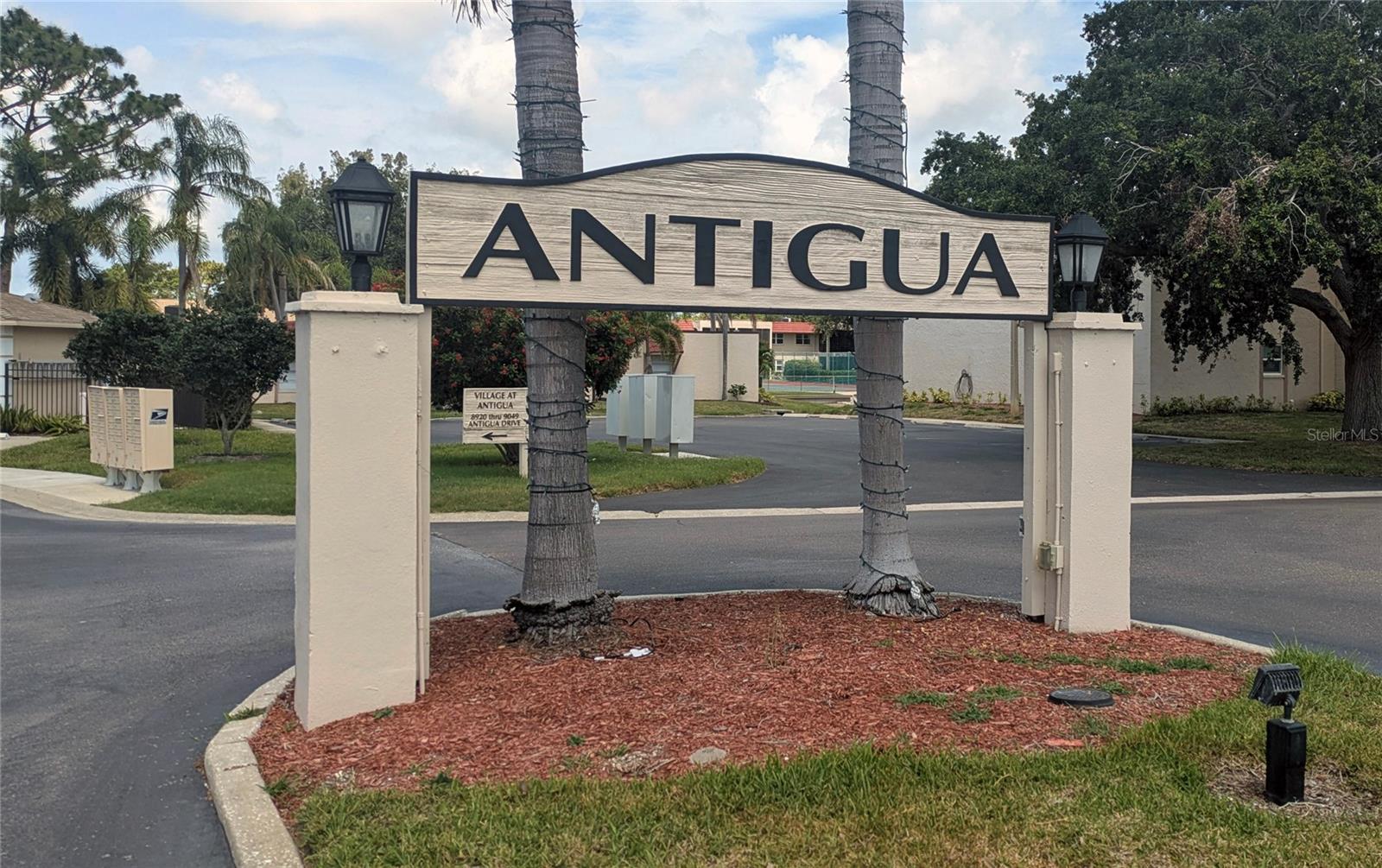 9700 Starkey Rd #325, Seminole, FL 33777