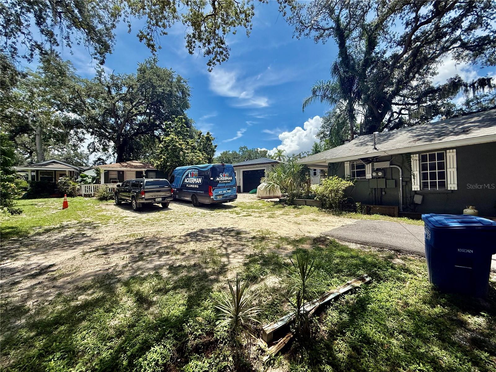 1014 W Mohawk Ave, Tampa, FL 33603