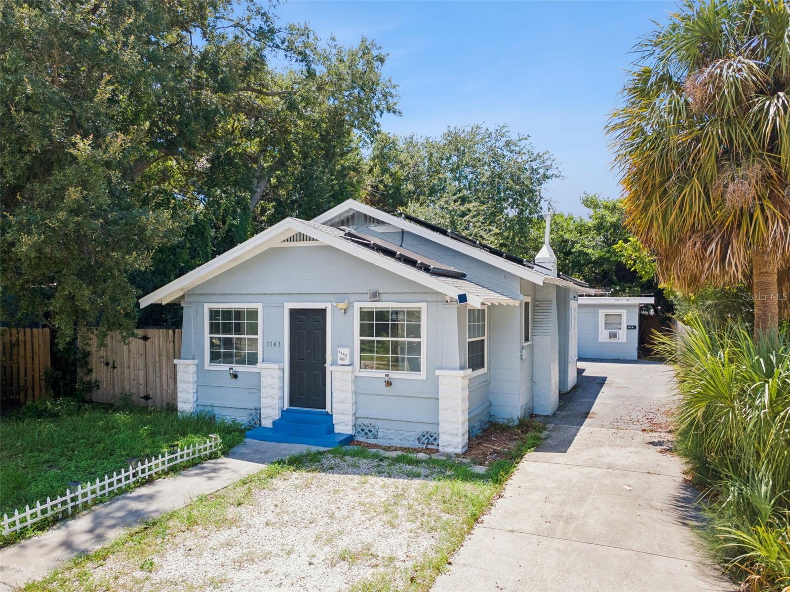 1743 Yale St S, St Petersburg, FL 33712