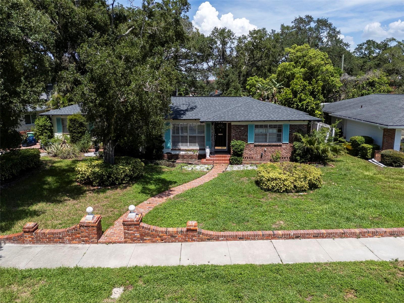 451 W Davis Blvd, Tampa, FL 33606