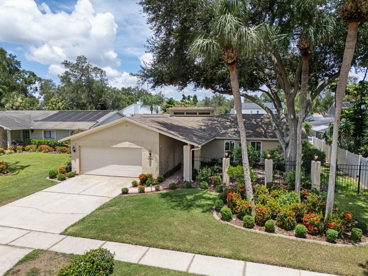 3303 El Amador Ct, Tampa, FL 33614