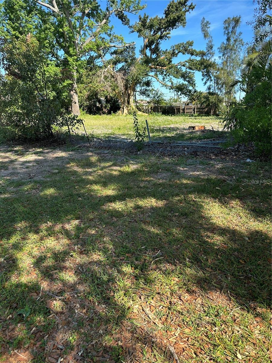 4049 45th Ave N, St Petersburg, FL 33714