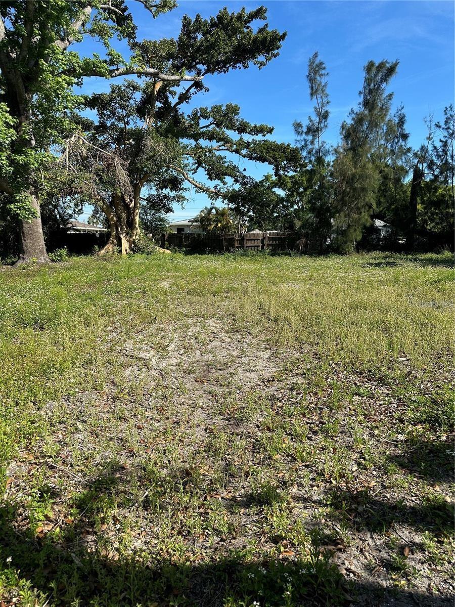 4049 45th Ave N, St Petersburg, FL 33714