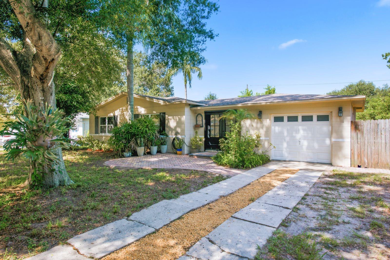 1000 S Evergreen Ave, Clearwater, FL 33756