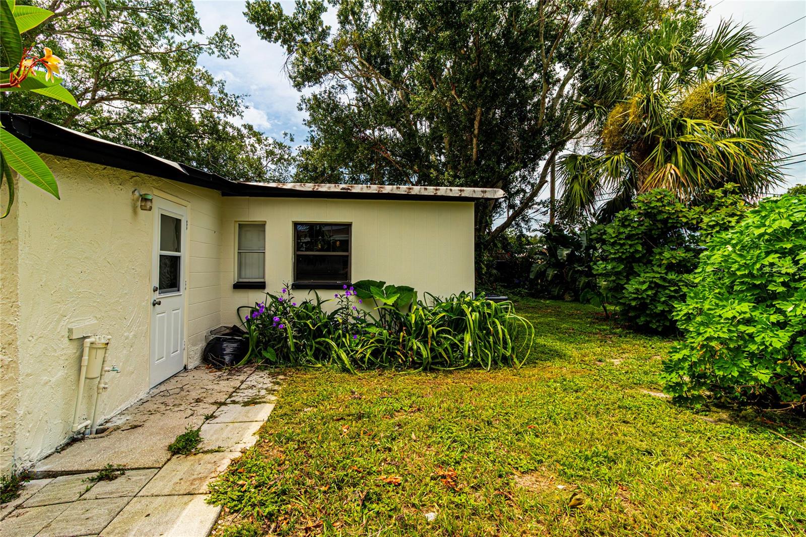 5116 Eldorado Dr, Tampa, FL 33615