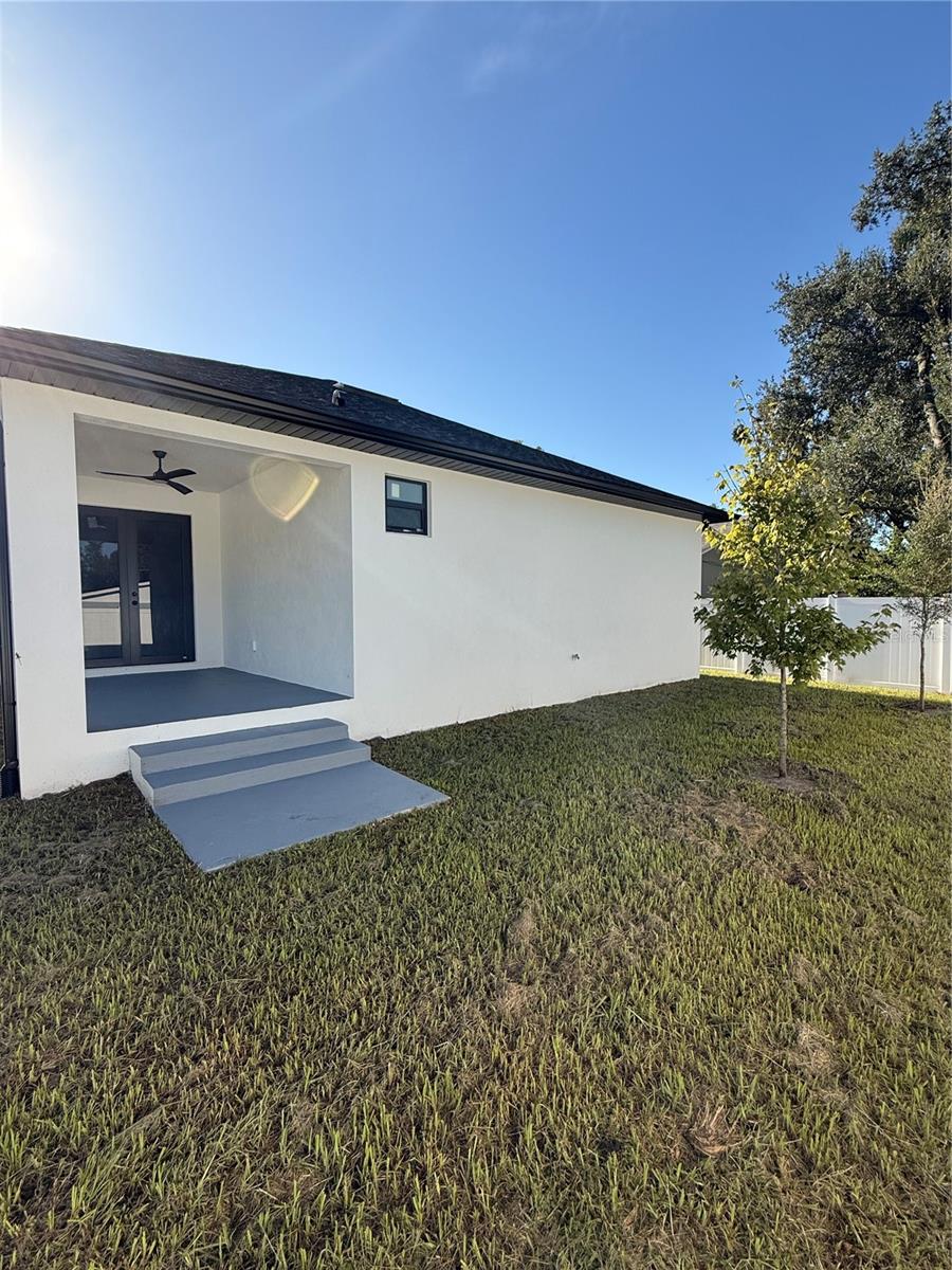 8208 N Elmer St, Tampa, FL 33604