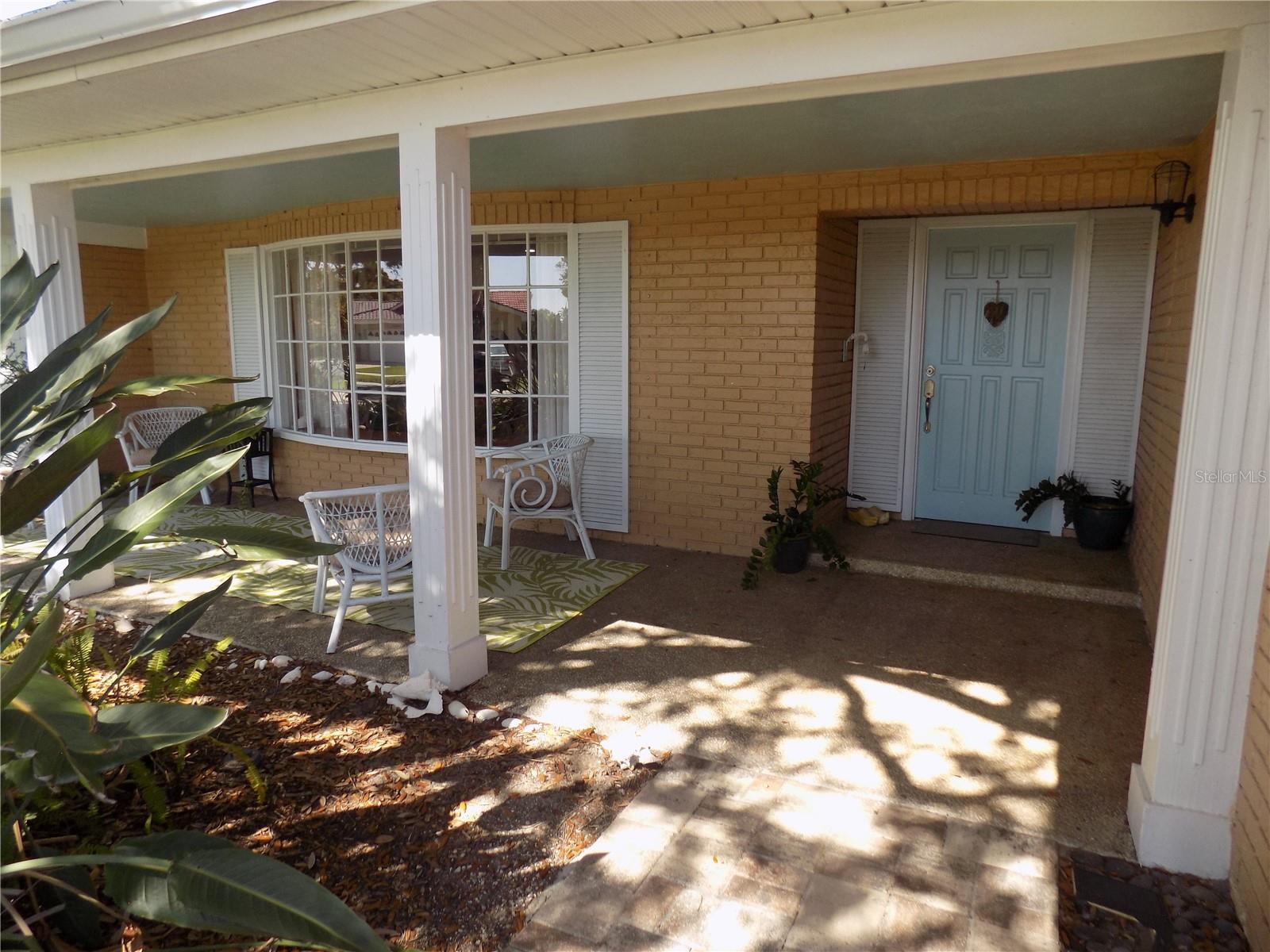 1874 Wateroak Dr W, Clearwater, FL 33764