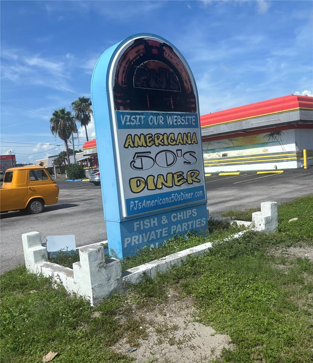 Holiday, FL 34691