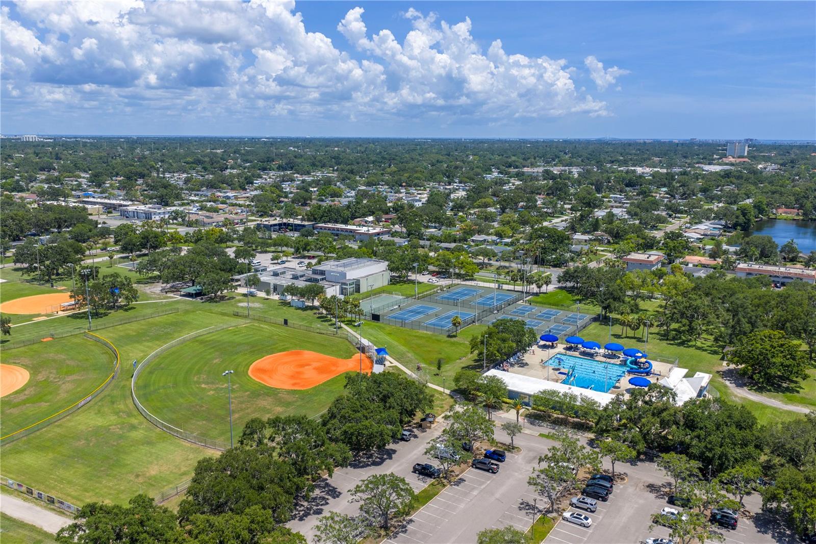 6195 28th Ave N, St Petersburg, FL 33710