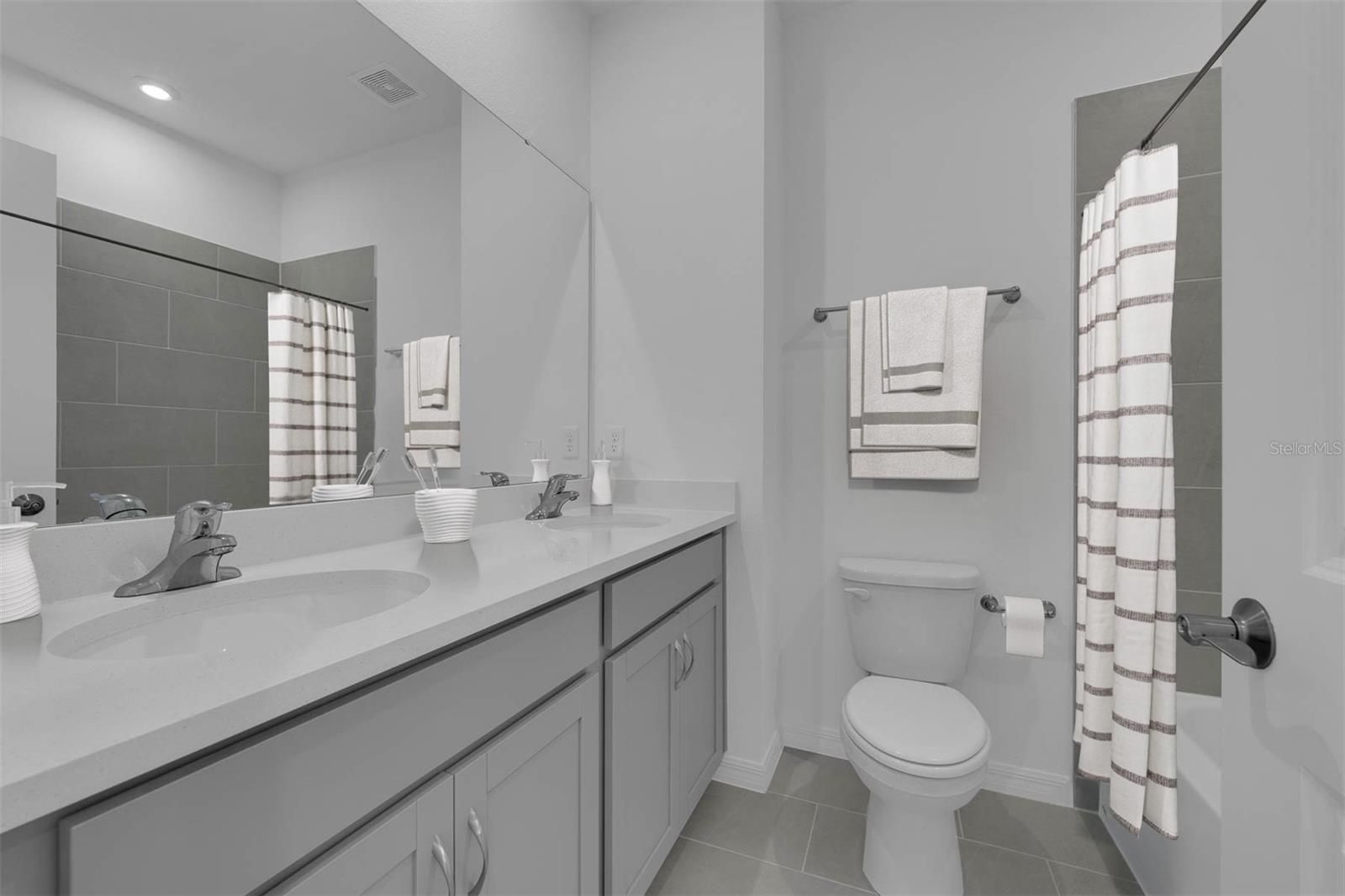 Wesley Chapel, FL 33543