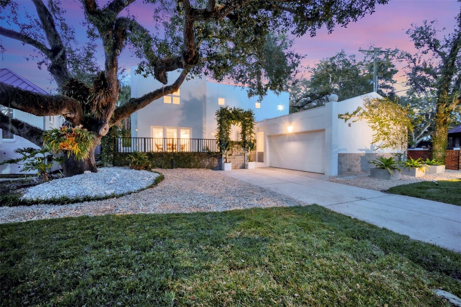 2701 Chambray Ln, Tampa, FL 33611