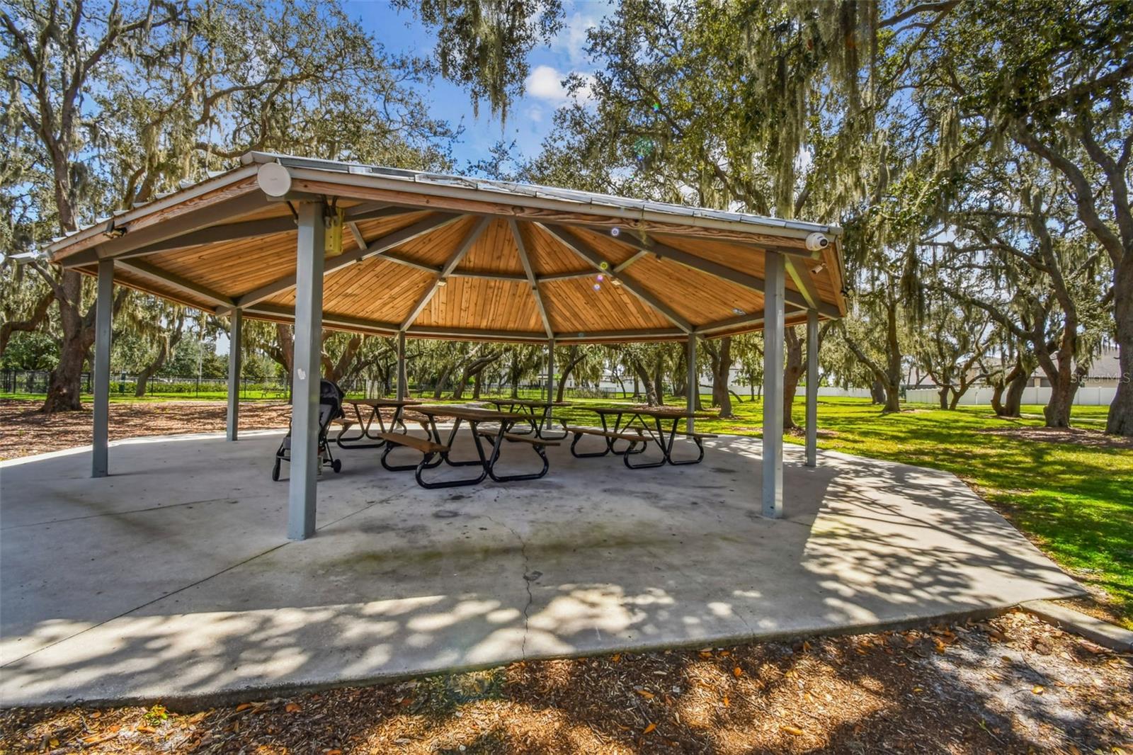 13310 Wildflower Meadow Dr, Riverview, FL 33579